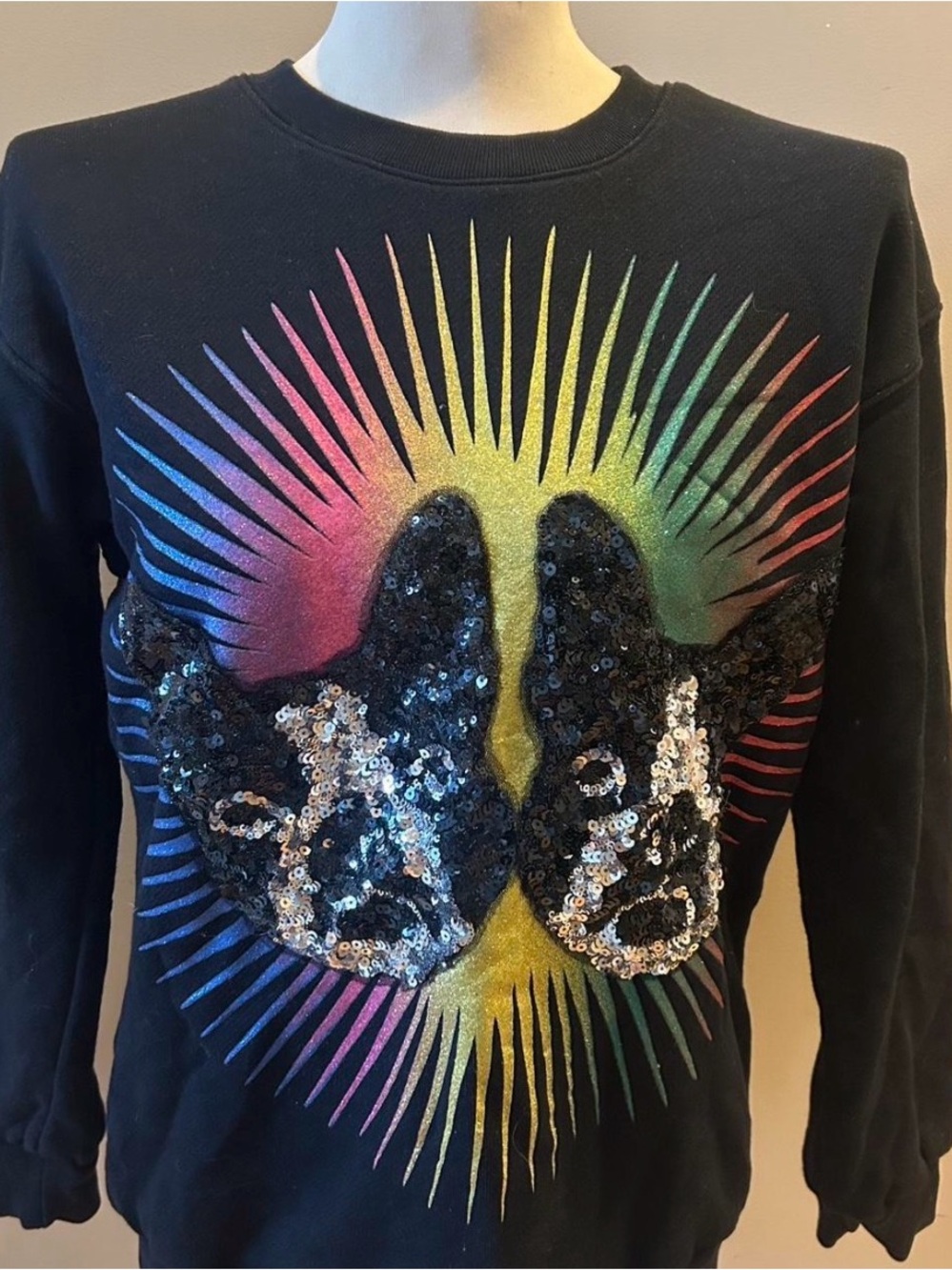 Gucci Bosco and Orso design
Black French terry sweatshirt
